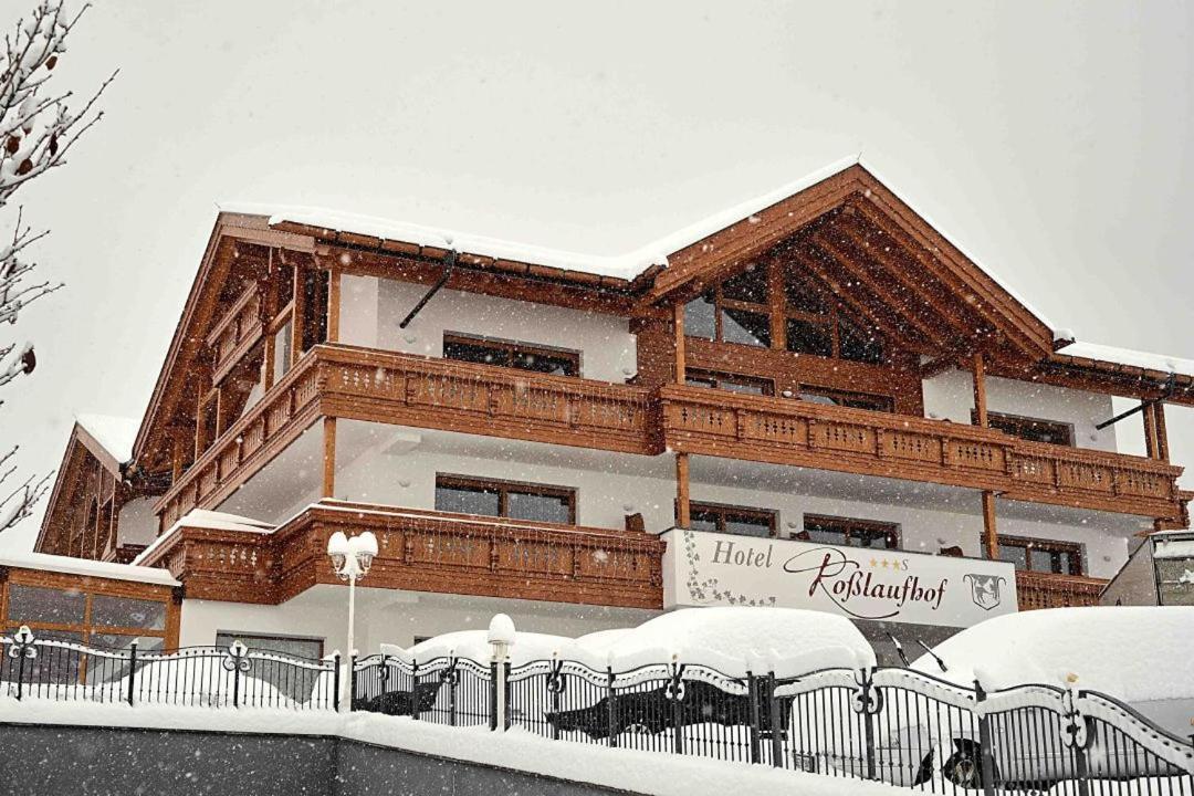 Hotel Rosslaufhof Кастельротто Экстерьер фото